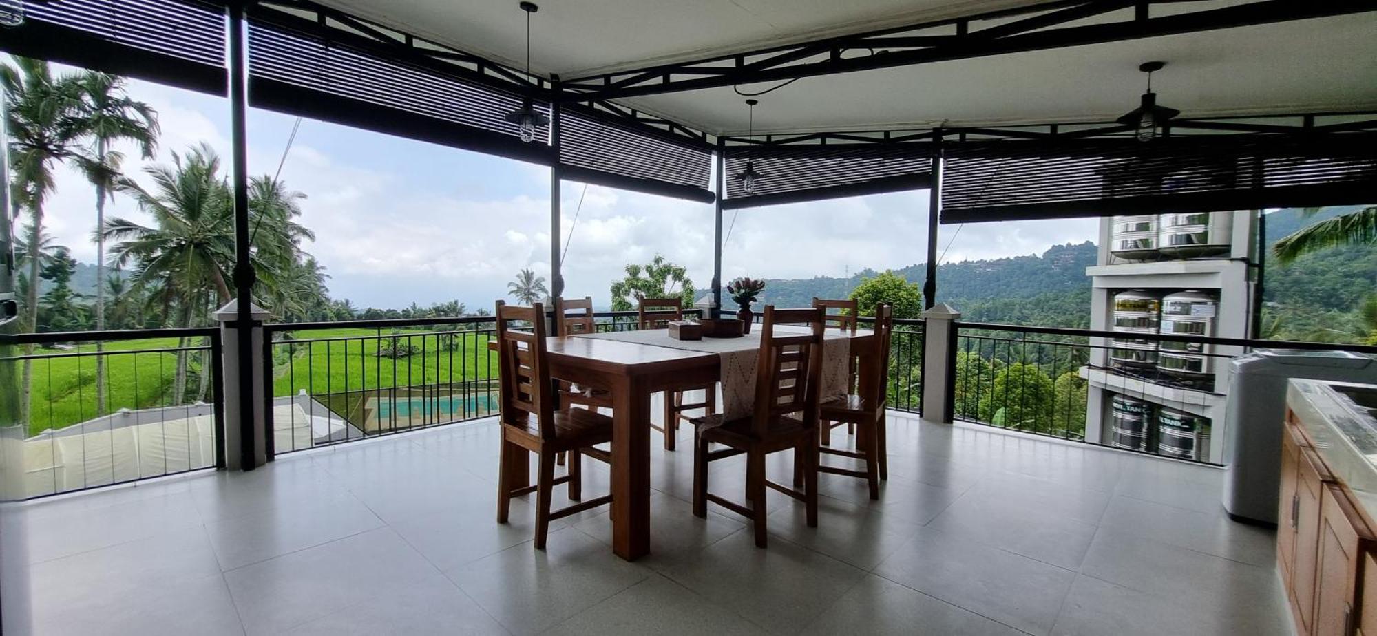 Utopiaku - Munduk Highlands Villa Buitenkant foto