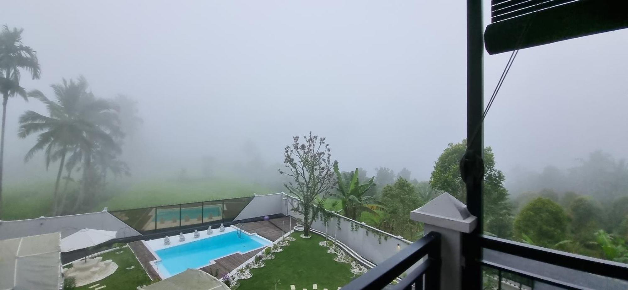 Utopiaku - Munduk Highlands Villa Buitenkant foto
